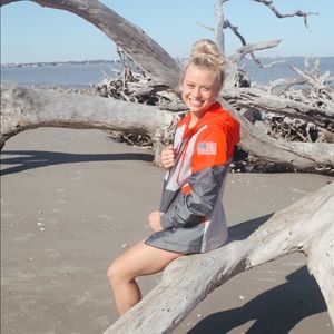 Meet your Posher, Mackenzie